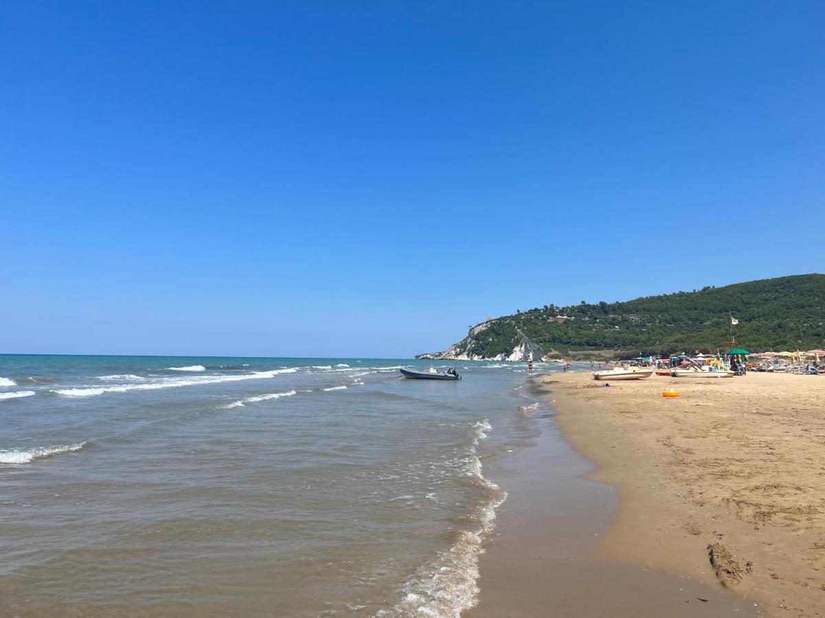 Casa Vacanze Refugium & Lounge Ferienwohnung Vico Del Gargano Buitenkant foto